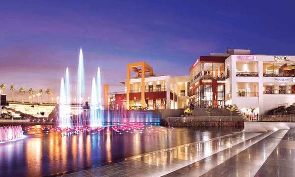 مقدم 10% على دوبلكس في كمبوند كايرو فيستيفال سيتي